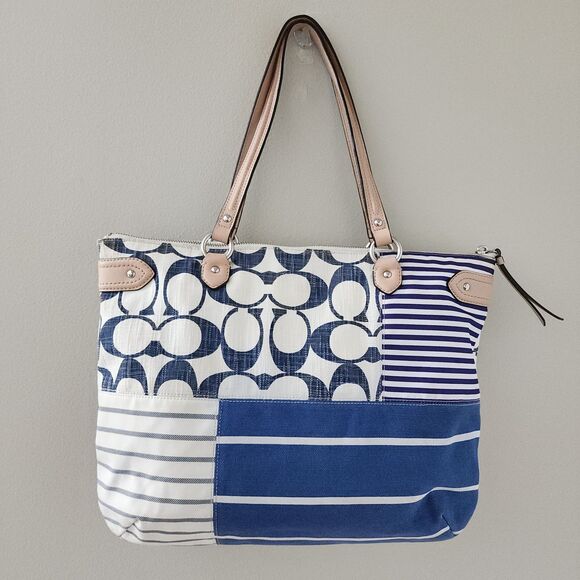 COACH Daisy Patchwork Emma Canvas Tote Blue White Shoulder Bag - Picture 3 of 9